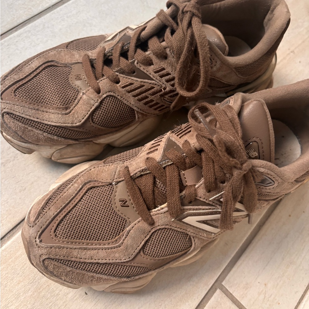 New balance 9060 mushroom 8.5